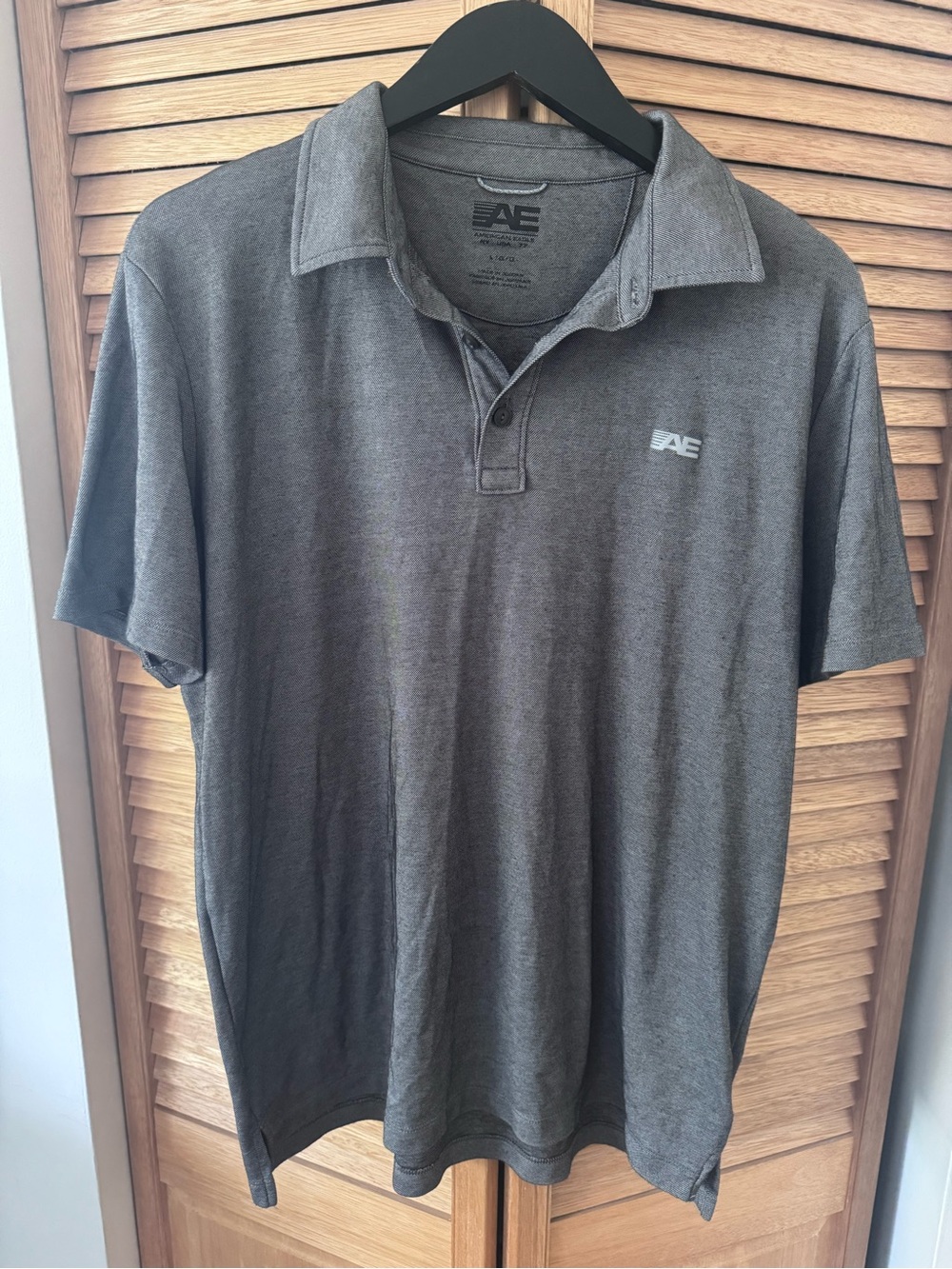 American Eagle Outfitters Men's Grey Polo Shirt